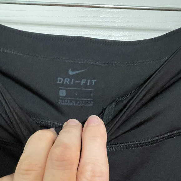 Nike running capris - Picture 2 of 3